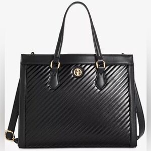 Giani Bernini
Quilted Patent Medium Book Tote